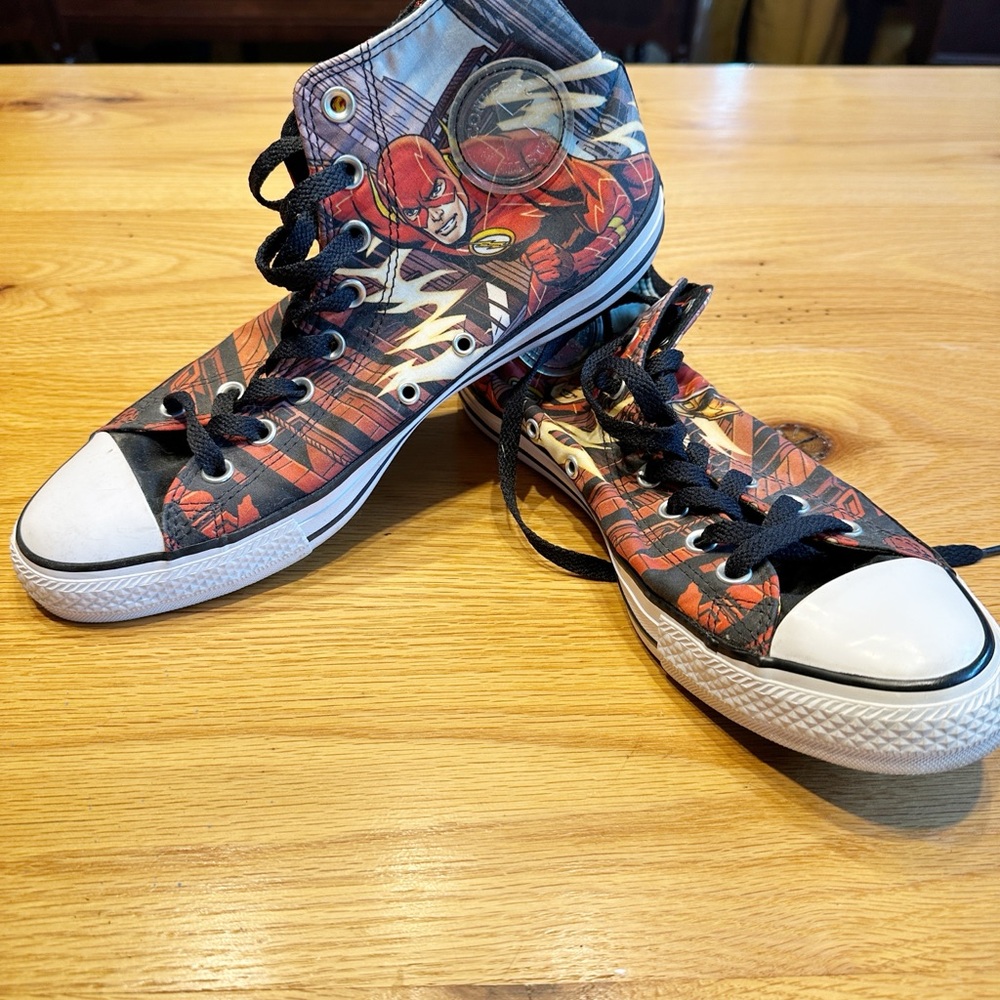 DC Comics Chuck Taylor All Star High Top - Flash